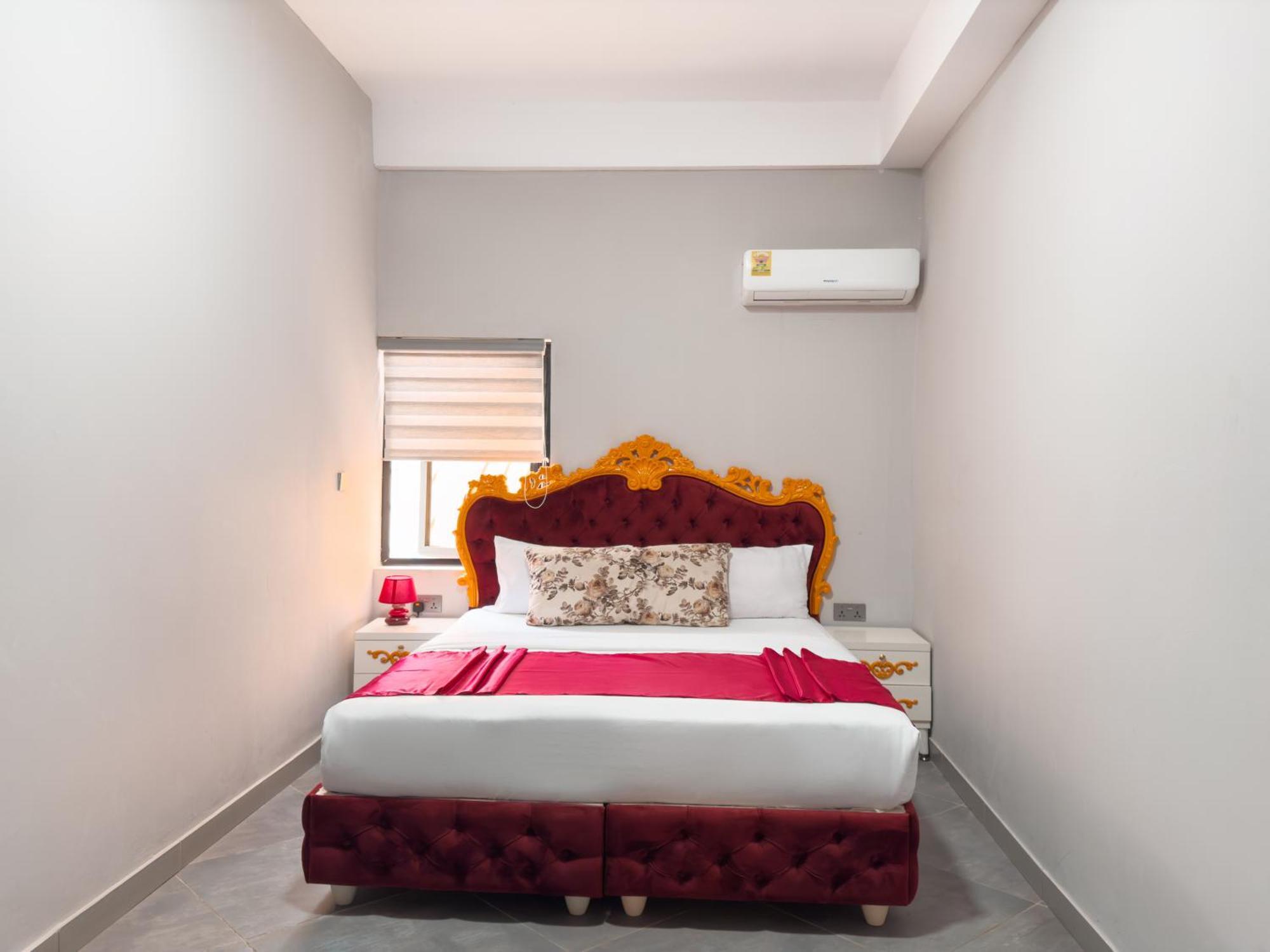 Euro Homes Hotel 아크라 외부 사진