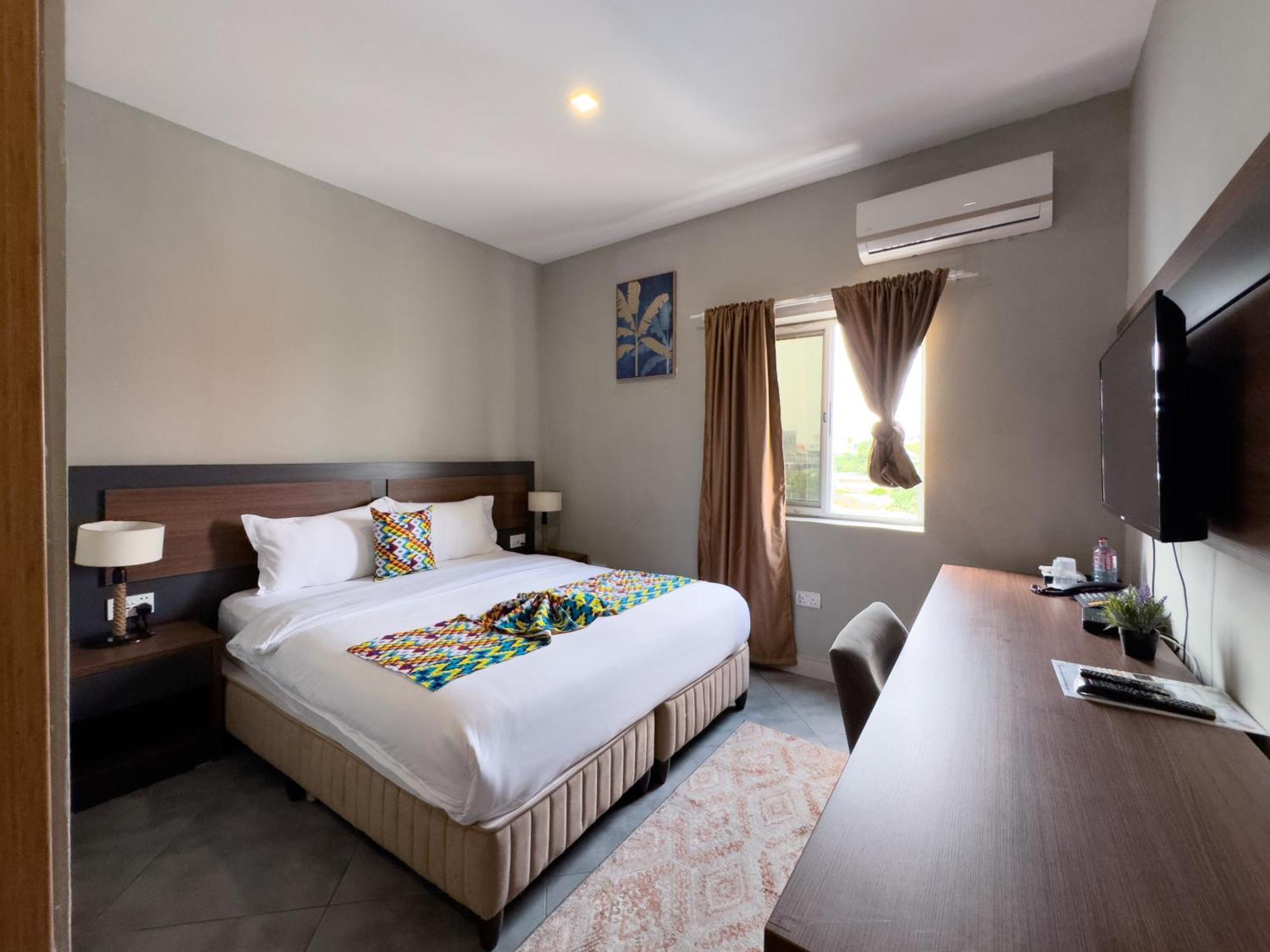 Euro Homes Hotel 아크라 외부 사진